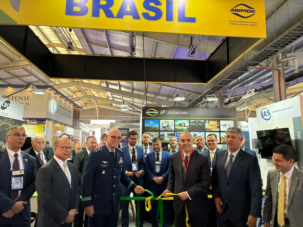 IMBEL participa da Feira Internacional do Ar e do Espaço (FIDAE)