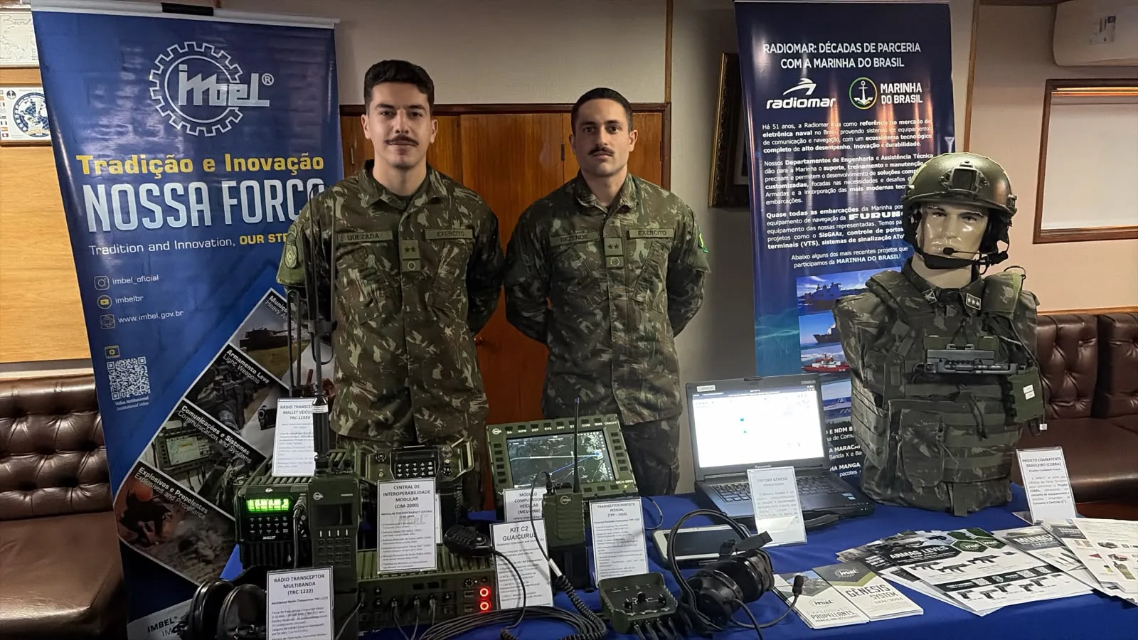 IMBEL participa de evento a bordo do Navio Escola BRASIL